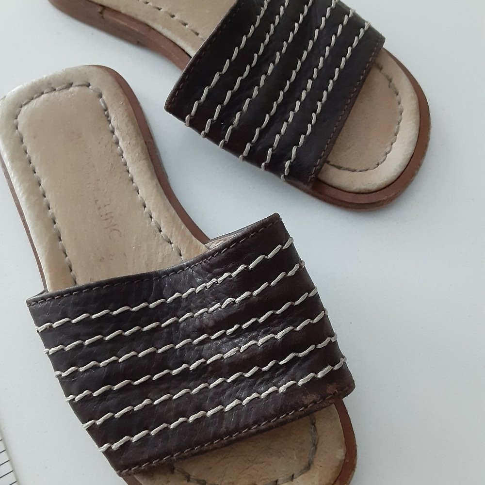 Pinco Pallino little girl brown leather slides  - made in Italy size 26